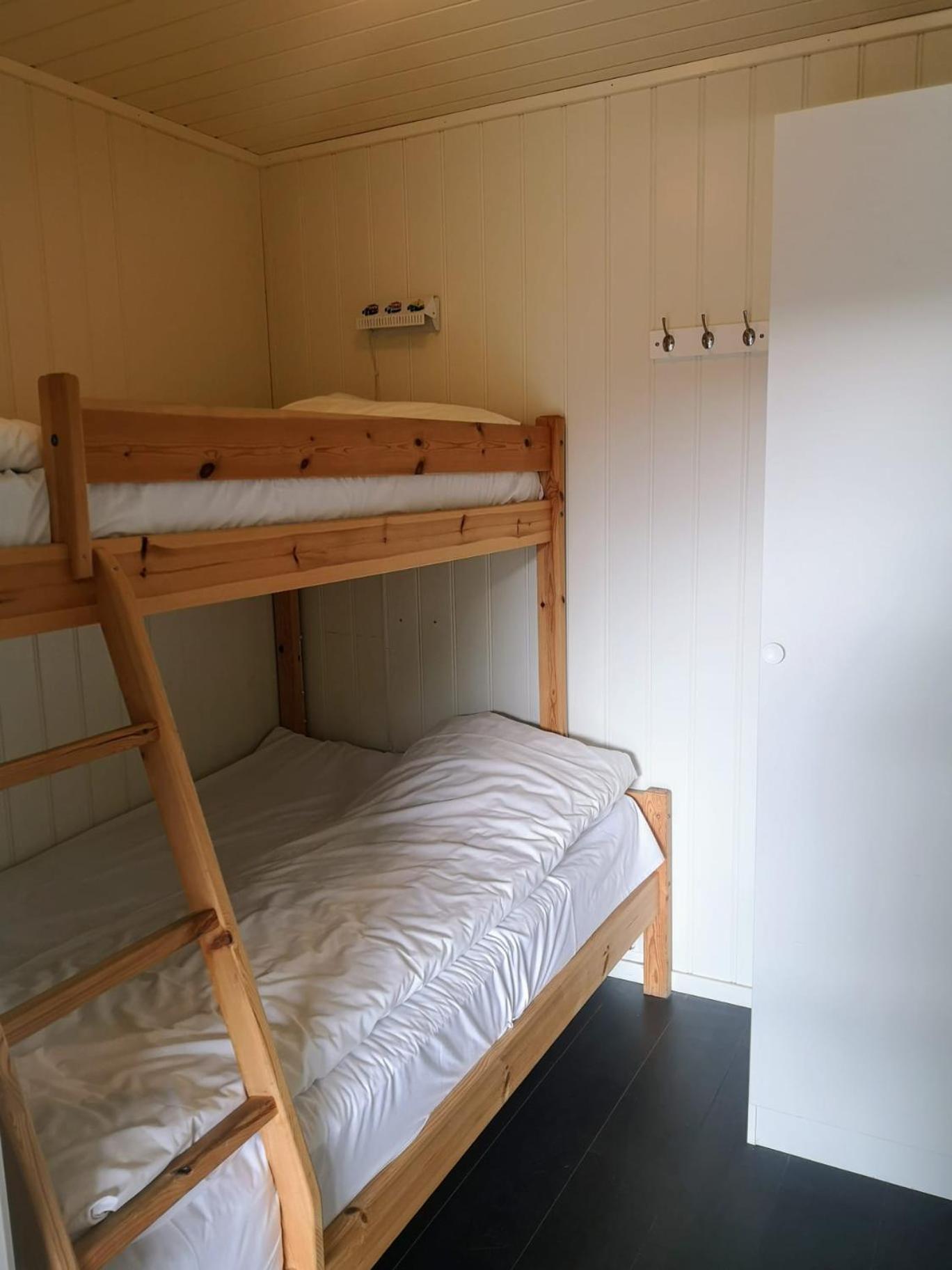 Ulvsvag Gjestgiveri Og Fjordcamping As Kültér fotó