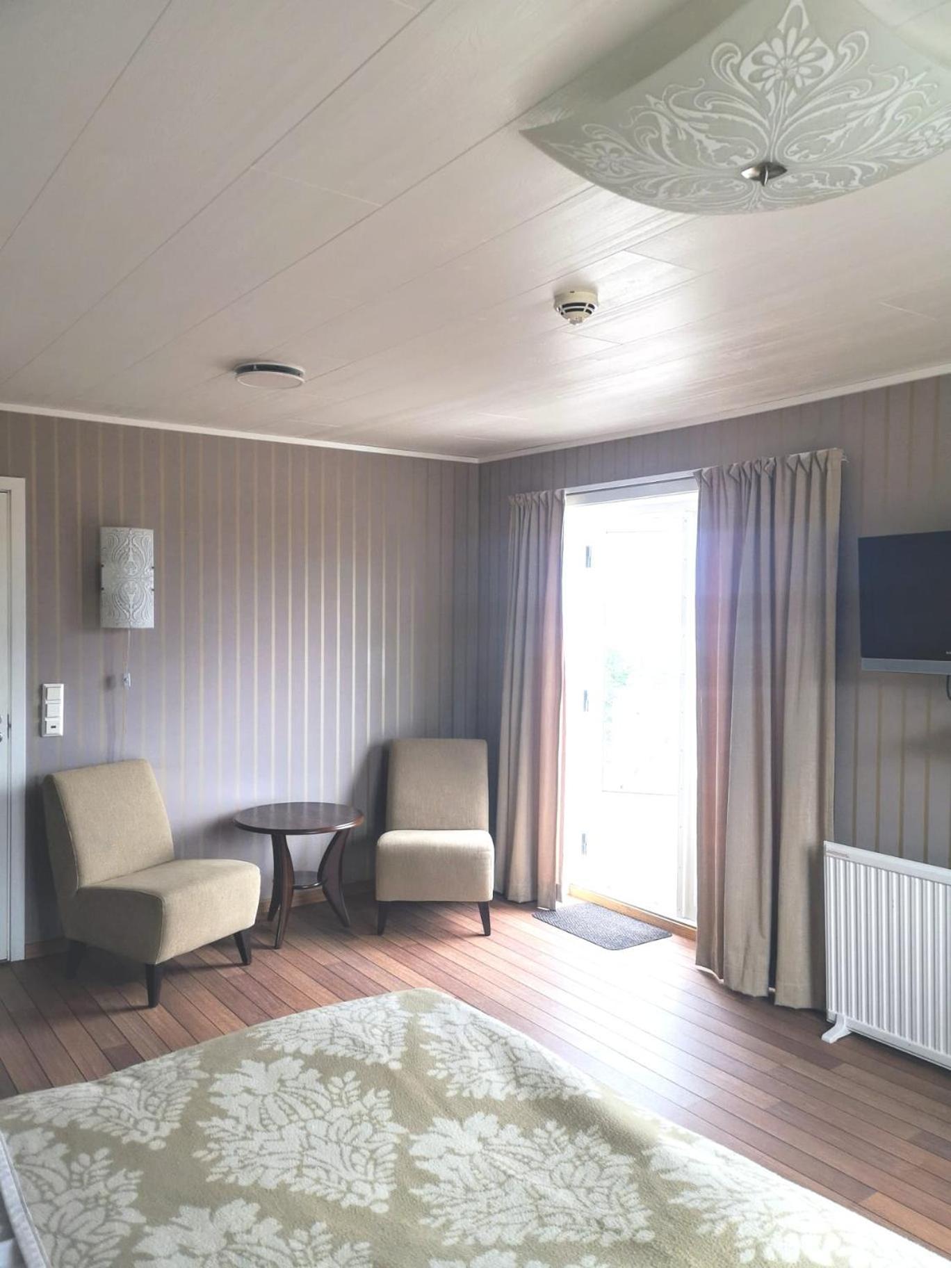 Ulvsvag Gjestgiveri Og Fjordcamping As Kültér fotó